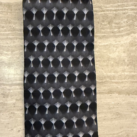 Bruno Piattelli Mens Tie Black & Gray 100% Silk Extra Long 64" - Picture 10 of 10